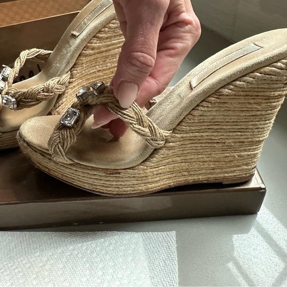 Michael Kora wedge with Swarovski crystals size 8 in great condition - Picture 6 of 7